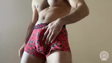 Snapshot of tanelure chatting on October 29, 9:55 am tanelure online show from October 29, 9:55 am