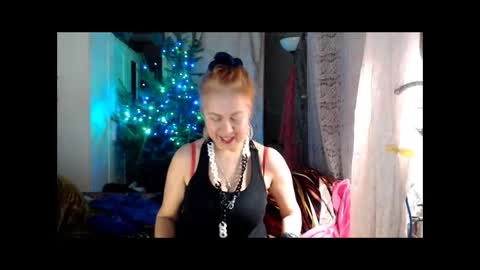 Milena online show from January 1, 1:16 pm