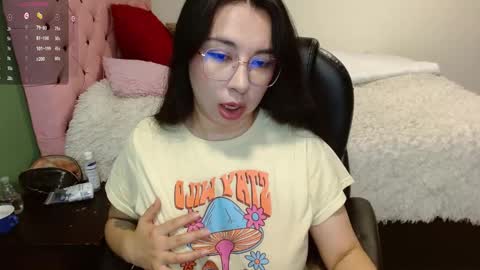 Tania Torrez online show from March 20, 2:05 am