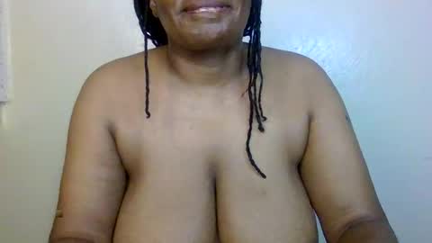 tania_bby online show from March 14, 4:12 pm