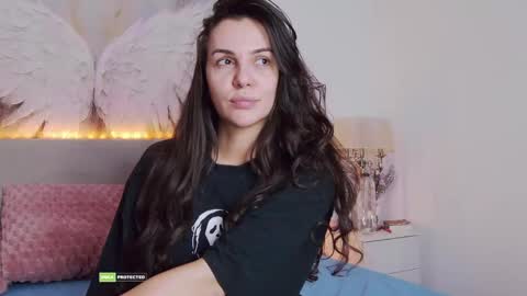 Tania Amore online show from May 24, 7:30 pm