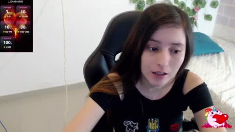 Tania  online show from February 8, 3:00 pm