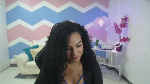 Snapshot of tanisha_curly_ chatting on March 20, 11:53 pm Tanisha online show from March 20, 11:53 pm
