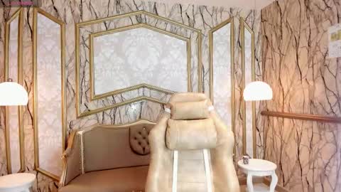 Snapshot of tanisha_greyy chatting on November 14, 12:15 pm Tanisha ONLINE GTM -5 7001400 online show from November 14, 12:15 pm