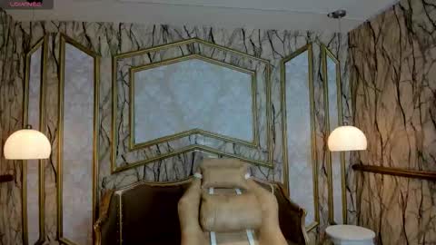 Snapshot of tanisha_greyy chatting on November 25, 12:16 pm Tanisha ONLINE GTM -5 7001400 online show from November 25, 12:16 pm