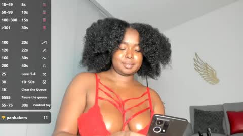 Snapshot of tanishaaevans chatting on April 28, 2:21 am Tanisha online show from April 28, 2:21 am