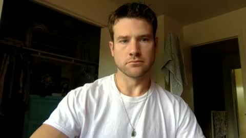 Dr. Love online show from September 22, 3:25 pm