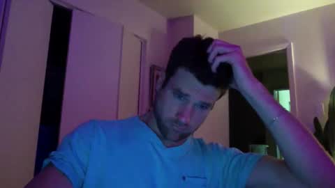 Dr. Love online show from April 26, 1:58 am
