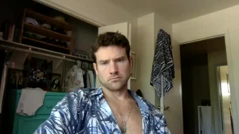 Dr. Love online show from July 20, 5:15 pm