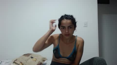 Snapshot of tantricroots chatting on December 15, 12:15 am Angeline Follow online show from December 15, 12:15 am