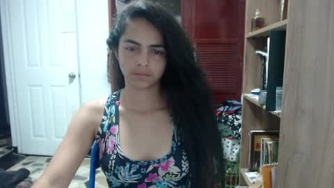 Angeline  Follow  online show from June 5, 4:19 am