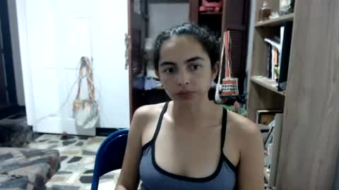 Angeline  Follow  online show from June 21, 12:02 am