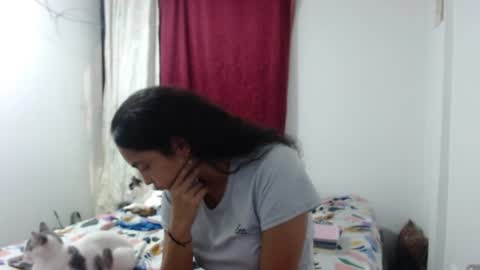 Angeline  Follow  online show from June 27, 2:05 am