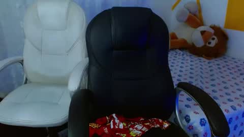 Snapshot of tanya_joseph_ chatting on December 13, 8:47 pm Tanya Joseph online show from December 13, 8:47 pm