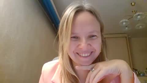 Snapshot of tanystar chatting on November 30, 2:04 am tanystar online show from November 30, 2:04 am