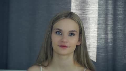 Naomi online show from September 13, 7:52 am