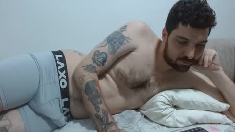 Snapshot of tap_hand2 chatting on September 26, 10:30 am jimmy online show from September 26, 10:30 am