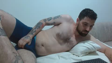 Snapshot of tap_hand2 chatting on October 18, 9:21 am jimmy online show from October 18, 9:21 am