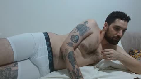 Snapshot of tap_hand2 chatting on October 27, 12:53 pm jimmy online show from October 27, 12:53 pm