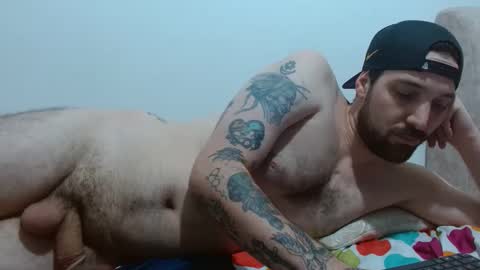 Snapshot of tap_hand2 chatting on December 15, 9:57 am jimmy online show from December 15, 9:57 am