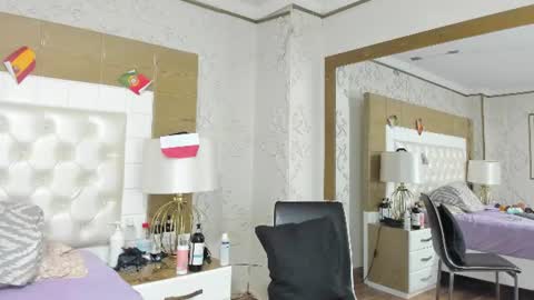 Snapshot of tara_hot1 chatting on June 21, 2:03 am Tara online show from June 21, 2:03 am