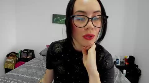 Snapshot of tara_joi chatting on June 23, 4:16 pm Tara online show from June 23, 4:16 pm