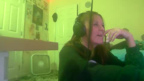 Snapshot of taralynn7136 chatting on January 10, 11:00 am tara lynn online show from January 10, 11:00 am