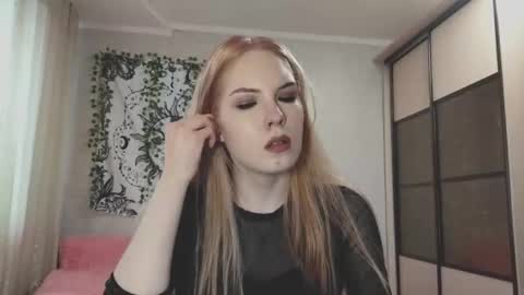 Snapshot of tarantino_girl chatting on November 24, 6:24 am Vetta online show from November 24, 6:24 am