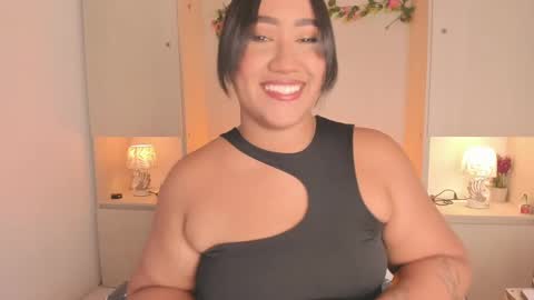  T A R A  online show from September 18, 4:36 am