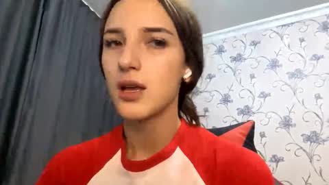 Linda online show from September 19, 7:25 pm