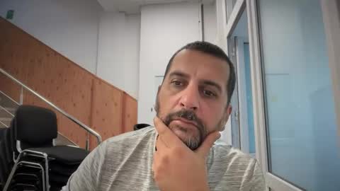 Snapshot of tarkan198 chatting on October 5, 6:45 am tarkan198 online show from October 5, 6:45 am