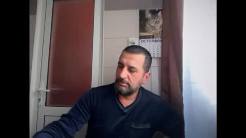 Snapshot of tarkan198 chatting on October 7, 9:06 am tarkan198 online show from October 7, 9:06 am