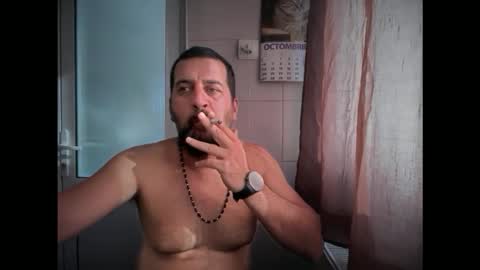 Snapshot of tarkan198 chatting on October 19, 7:20 am tarkan198 online show from October 19, 7:20 am