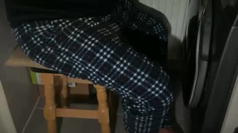 Snapshot of tarkan198 chatting on November 4, 6:51 pm tarkan198 online show from November 4, 6:51 pm