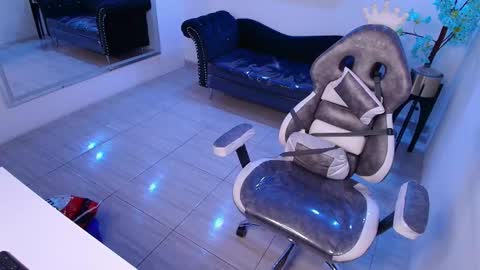 Tarly  online show from November 17, 7:41 pm