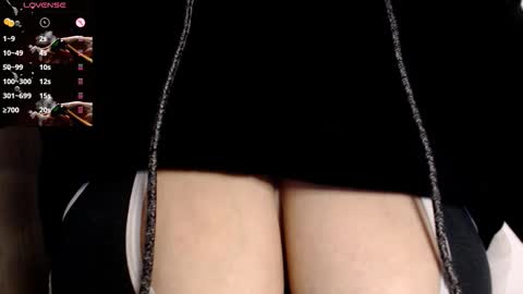 Snapshot of tarrant_ chatting on November 7, 10:54 pm tarrant_ online show from November 7, 10:54 pm