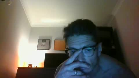 tartankingofscots online show from February 23, 1:24 am