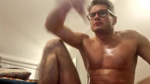 tartankingofscots online show from October 25, 2:08 am