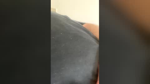 Snapshot of tarzan5462 chatting on March 29, 9:53 am tarzan5462 online show from March 29, 9:53 am