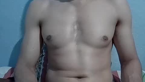 Snapshot of tarzan_07 chatting on July 27, 1:12 am tarzan_07 online show from July 27, 1:12 am