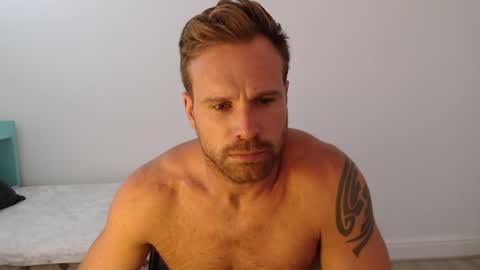 Snapshot of tarzan_thejungleboy chatting on March 3, 12:37 pm Tarzan online show from March 3, 12:37 pm