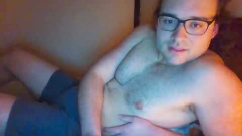 Snapshot of tarzanwild68 chatting on December 31, 12:11 am TarzanWild68 online show from December 31, 12:11 am