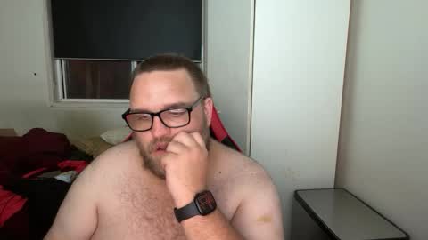 Snapshot of taser_tits chatting on April 4, 1:19 pm taser_tits online show from April 4, 1:19 pm