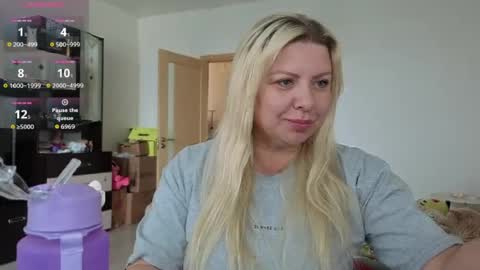 Tasha  Moon online show from June 16, 1:14 pm