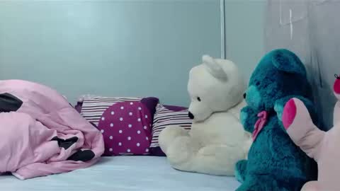 milan online show from February 4, 8:06 pm