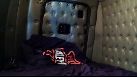 Snapshot of tashaclouds chatting on March 22, 6:33 pm tashaclouds online show from March 22, 6:33 pm