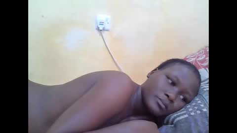 Snapshot of tashacute20 chatting on June 9, 6:25 am tashacute20 online show from June 9, 6:25 am