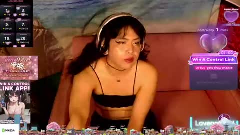 TashaKai online show from June 9, 3:40 am
