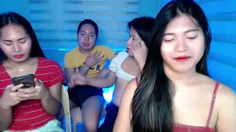 Snapshot of tasteofinnocent69 chatting on January 10, 1:53 am online show from January 10, 1:53 am