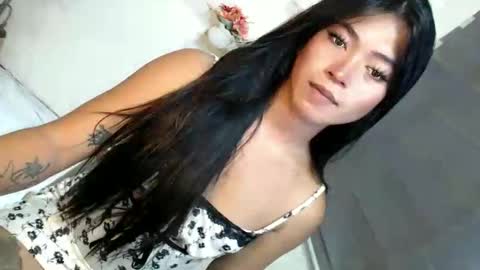 Snapshot of tasteofinnocent69 chatting on September 12, 5:40 am online show from September 12, 5:40 am